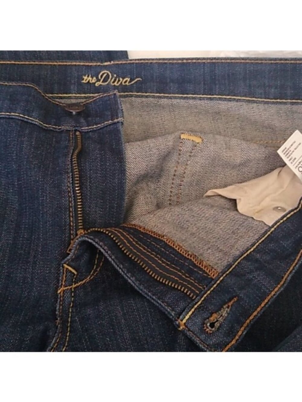 Old Navy Women's "the Diva" Jeans, Dark Blue Denim, size 16 Regular - Picture 7 of 8